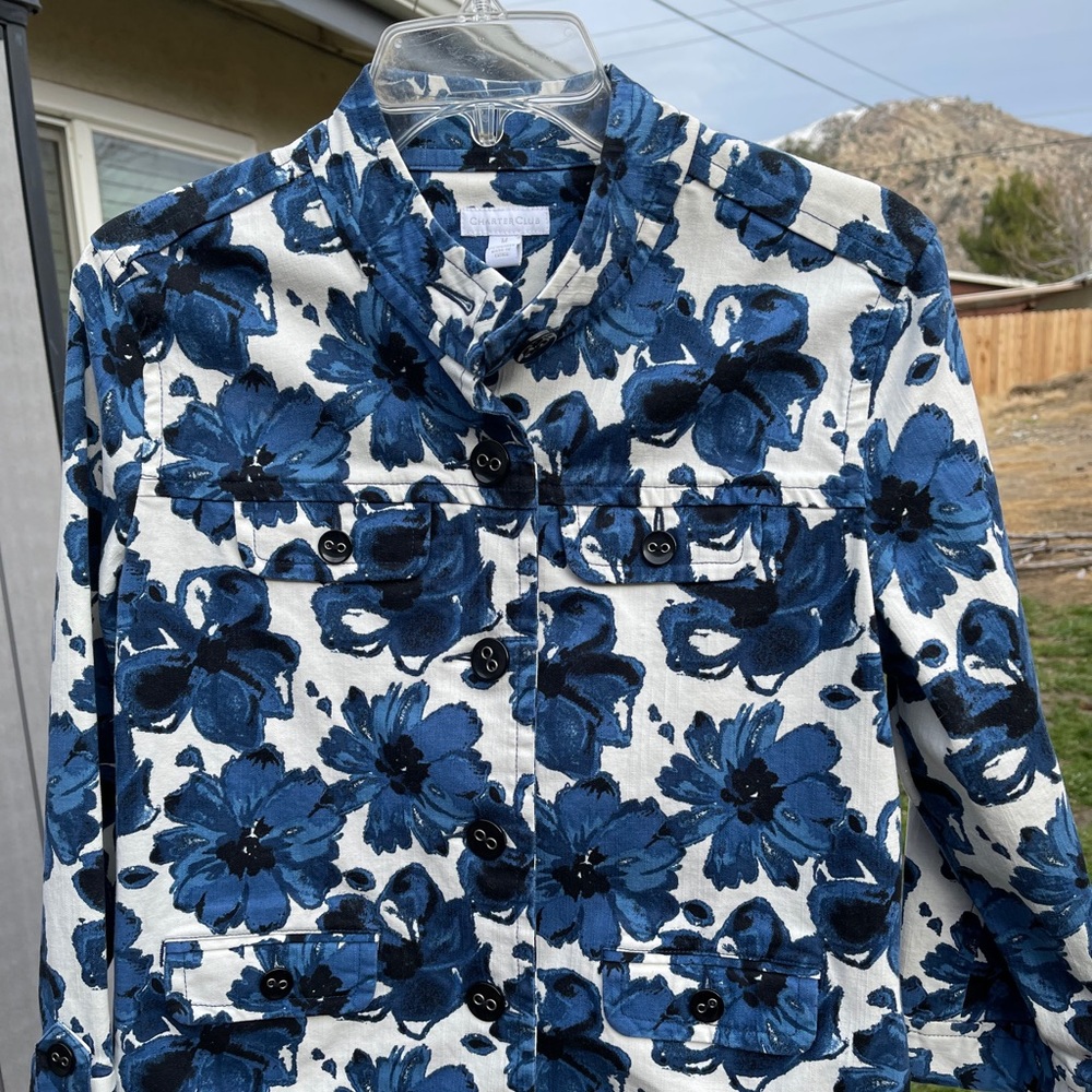 Super cute brand new jean jacket